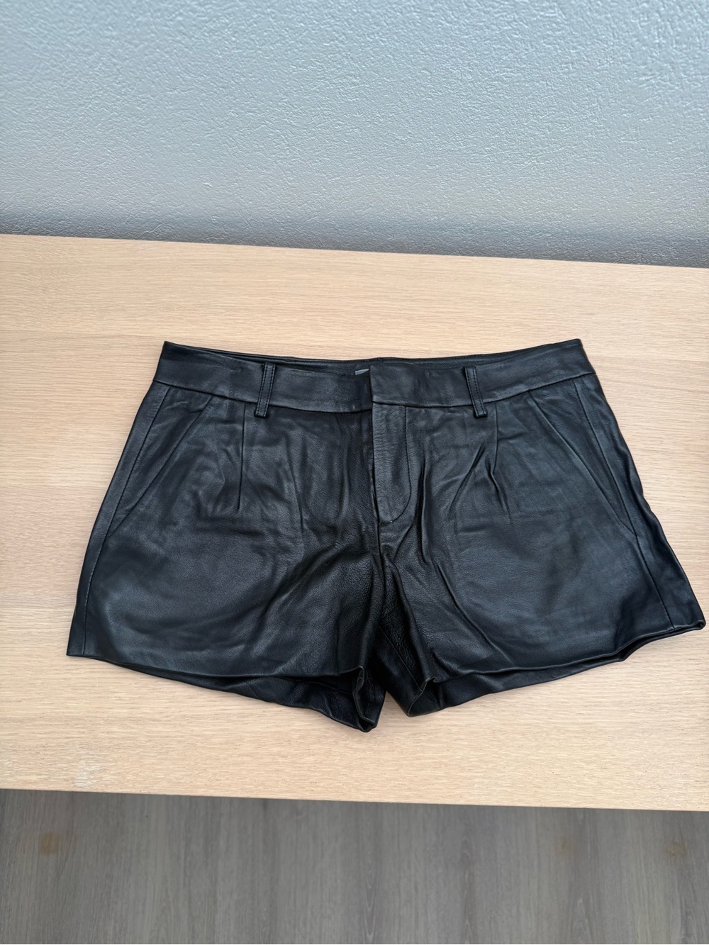Vince Black Leather Shorts Size 2 | Tailored Pleated | Genuine Leather